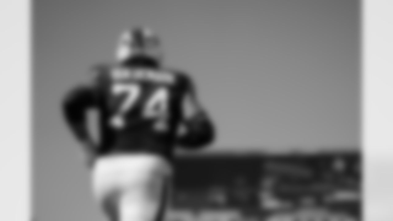 Buffalo Bills vs New Orleans Saints, Regular Season, September 28, 2025 at Highmark Stadium.