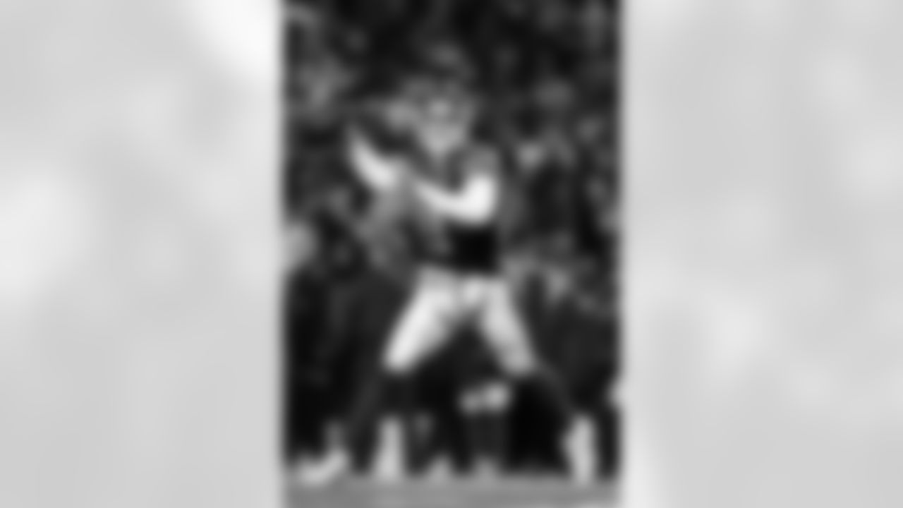 Buffalo Bills vs New York Jets, Regular Season, January 04, 2026 at Highmark Stadium.