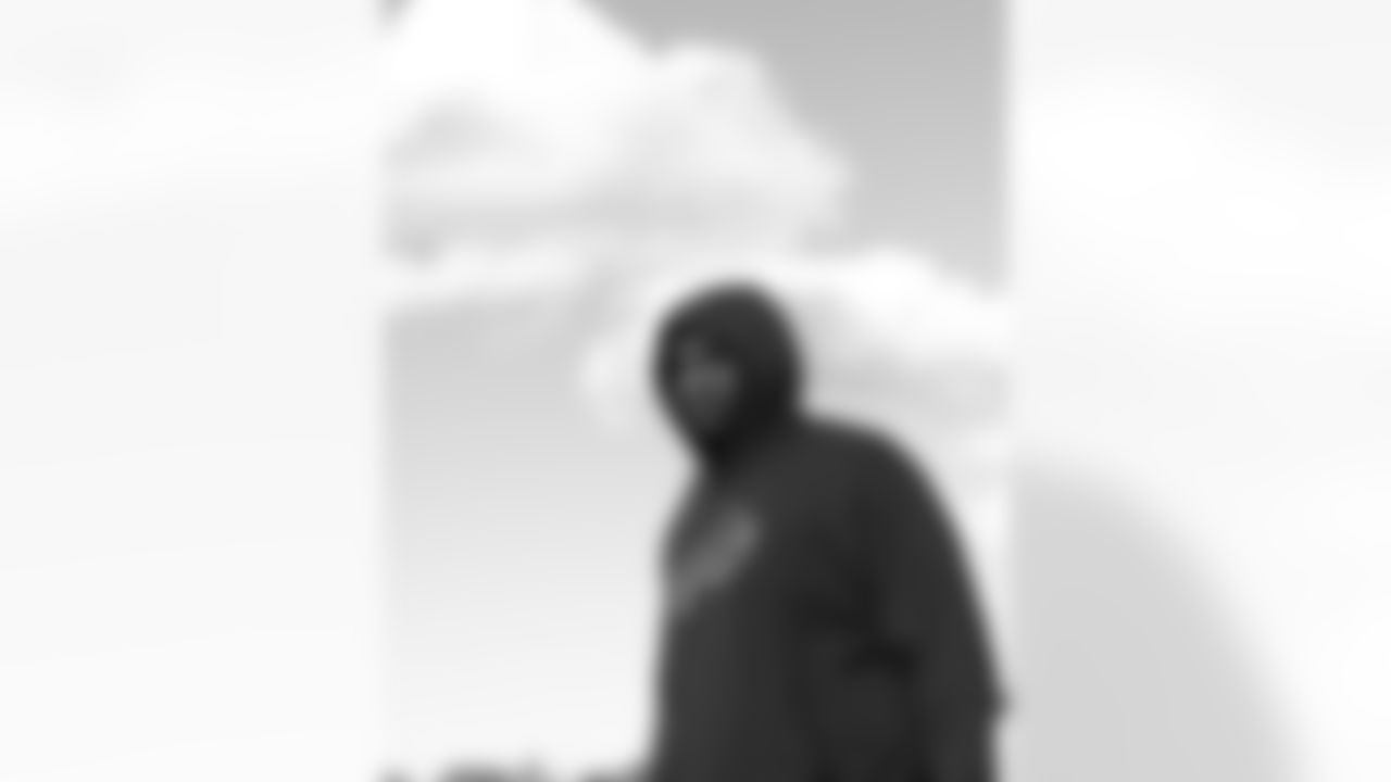 Deone Walker (96). Buffalo Bills arrive in Jacksonville, January 10, 2026.