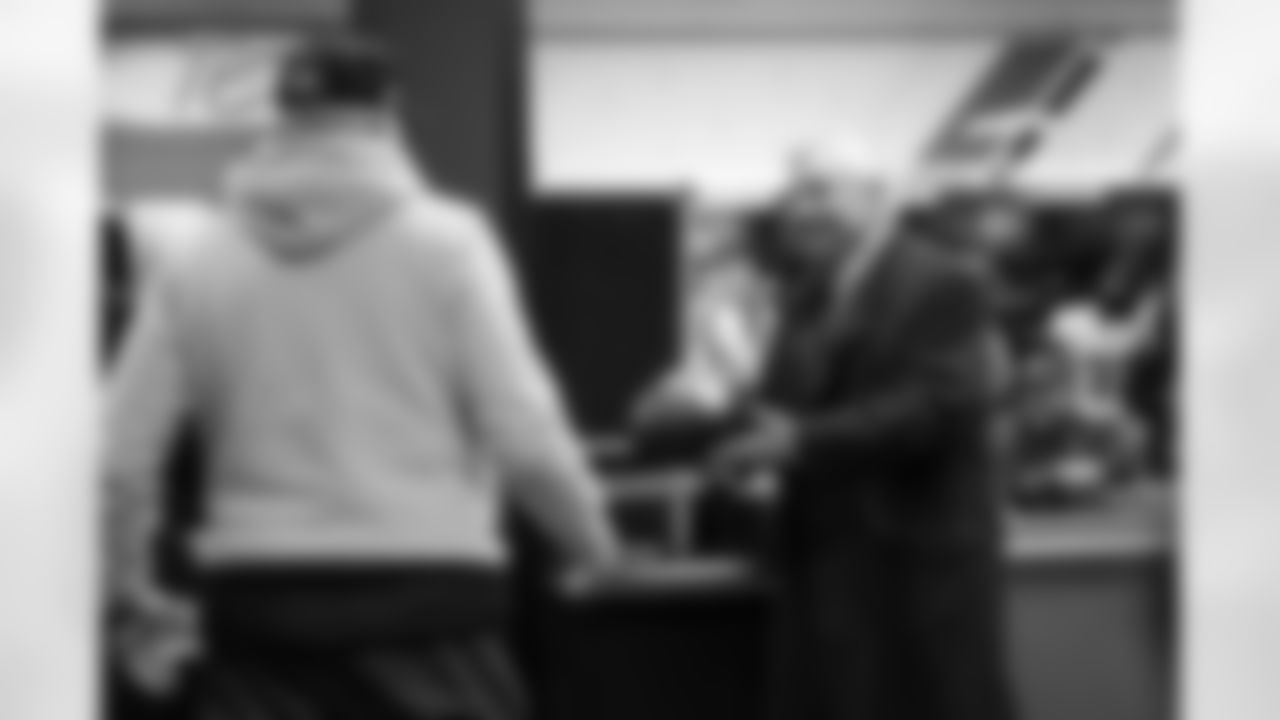 Buffalo Bills vs Tampa Bay Buccaneers, Regular Season, November 16, 2025 at Highmark Stadium.