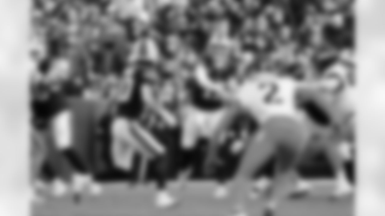 Buffalo Bills vs Denver Broncos, Wild Card Weekend, January 12, 2025 at Highmark Stadium.