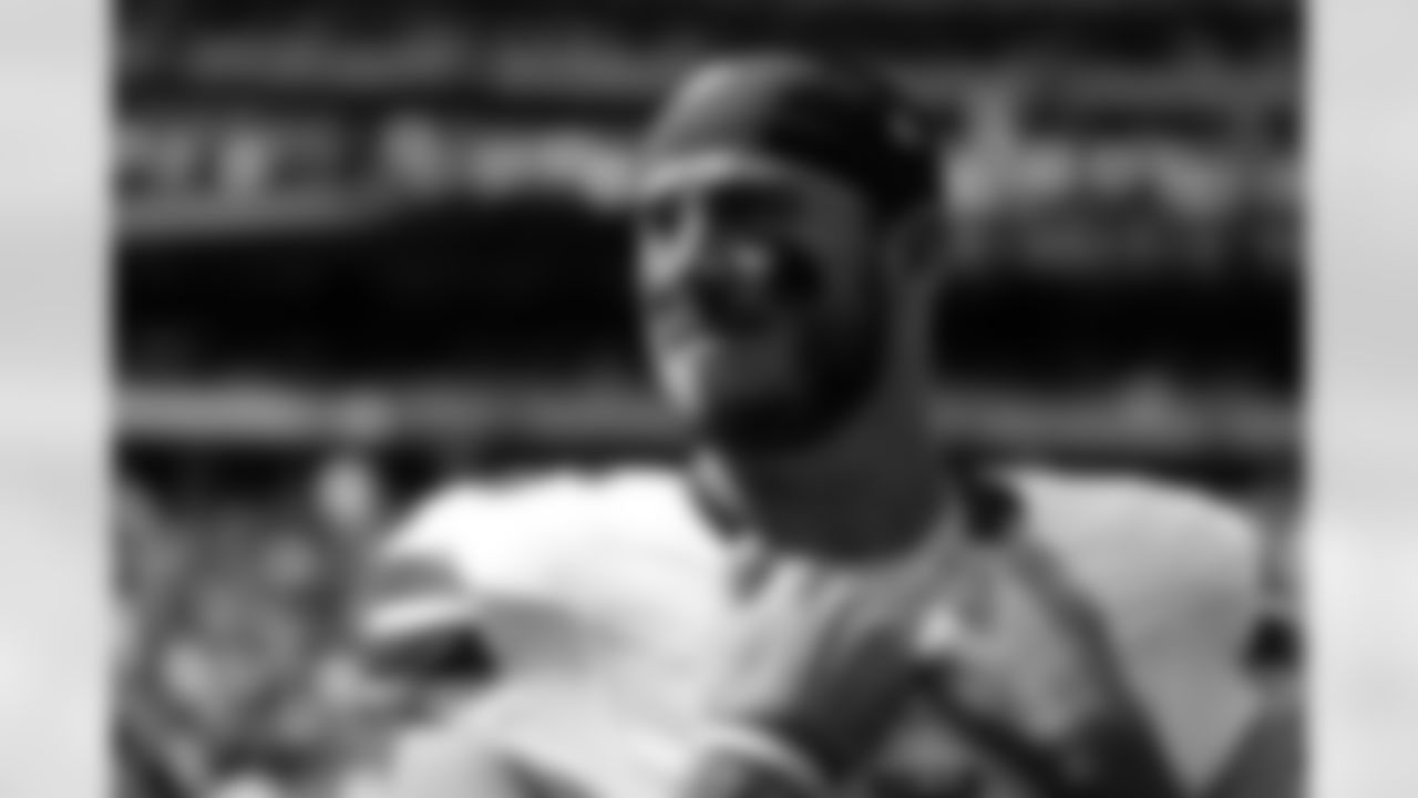 Dalton Kincaid (86). New York Jets vs Buffalo Bills, Regular Season, September 14, 2025 at Metlife Stadium.