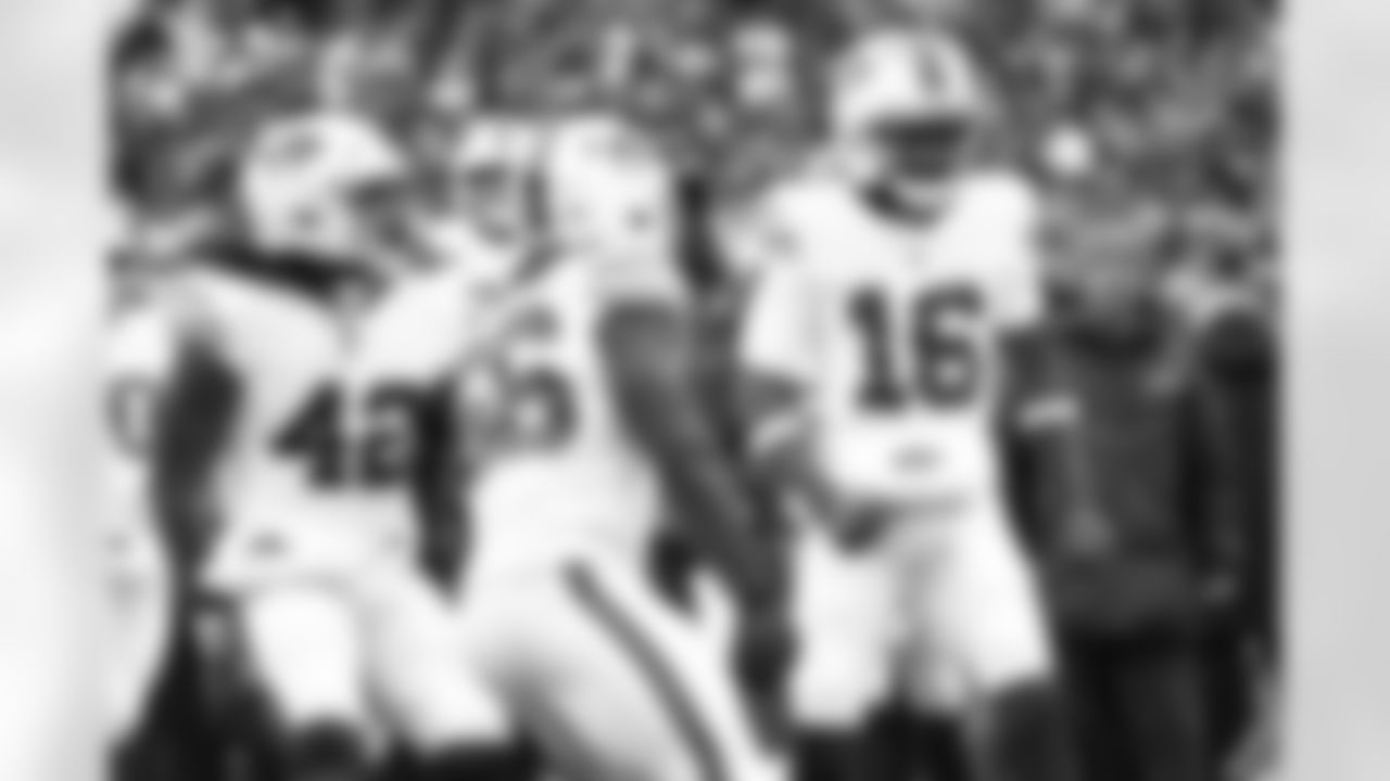 Buffalo Bills vs Tampa Bay Buccaneers, Regular Season, November 16, 2025 at Highmark Stadium.