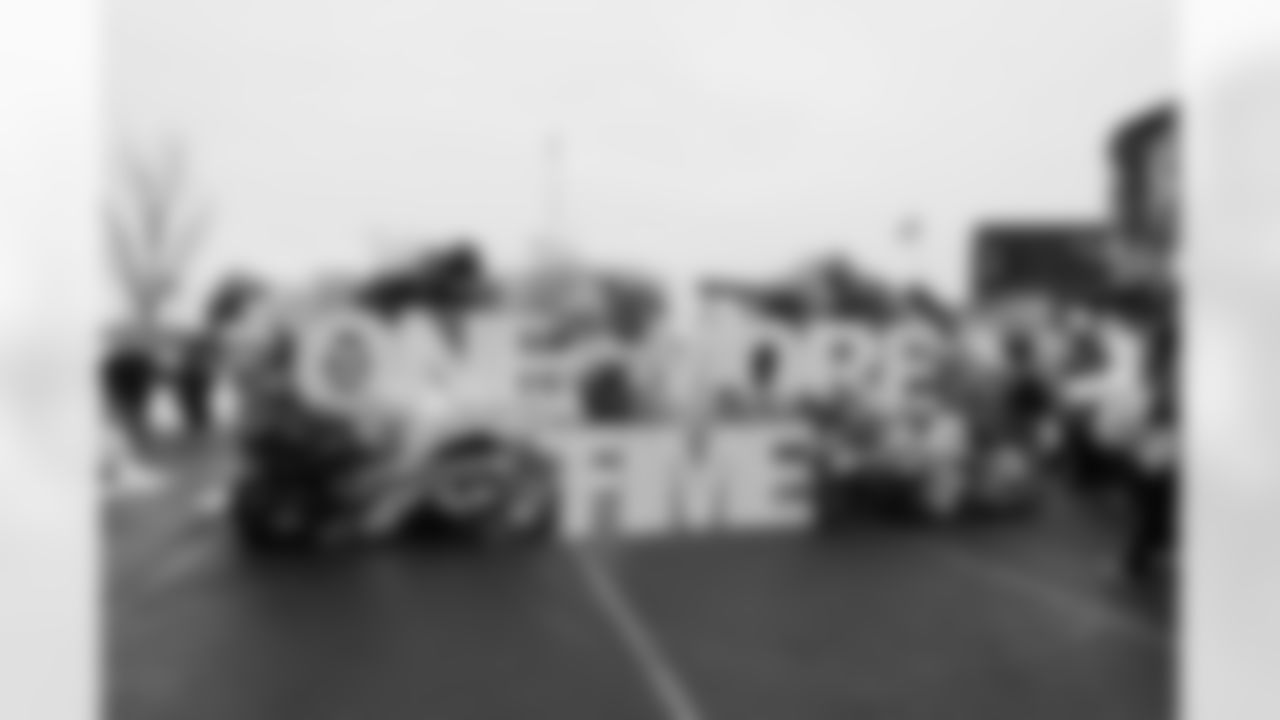 Buffalo Bills vs New York Jets, Regular Season, January 04, 2026 at Highmark Stadium.