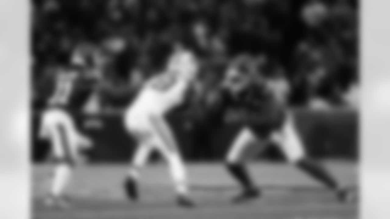 Buffalo Bills vs New York Jets, Regular Season, January 04, 2026 at Highmark Stadium.