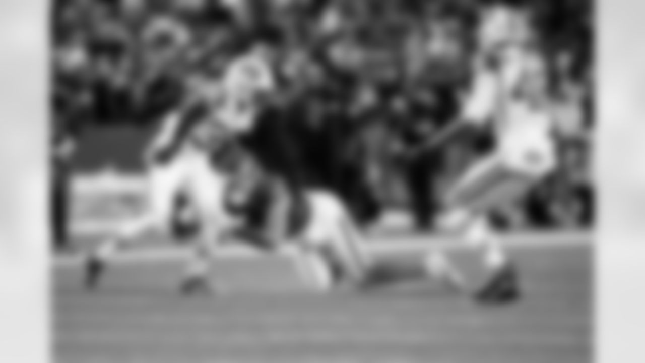 Buffalo Bills vs New York Jets, Regular Season, January 04, 2026 at Highmark Stadium.