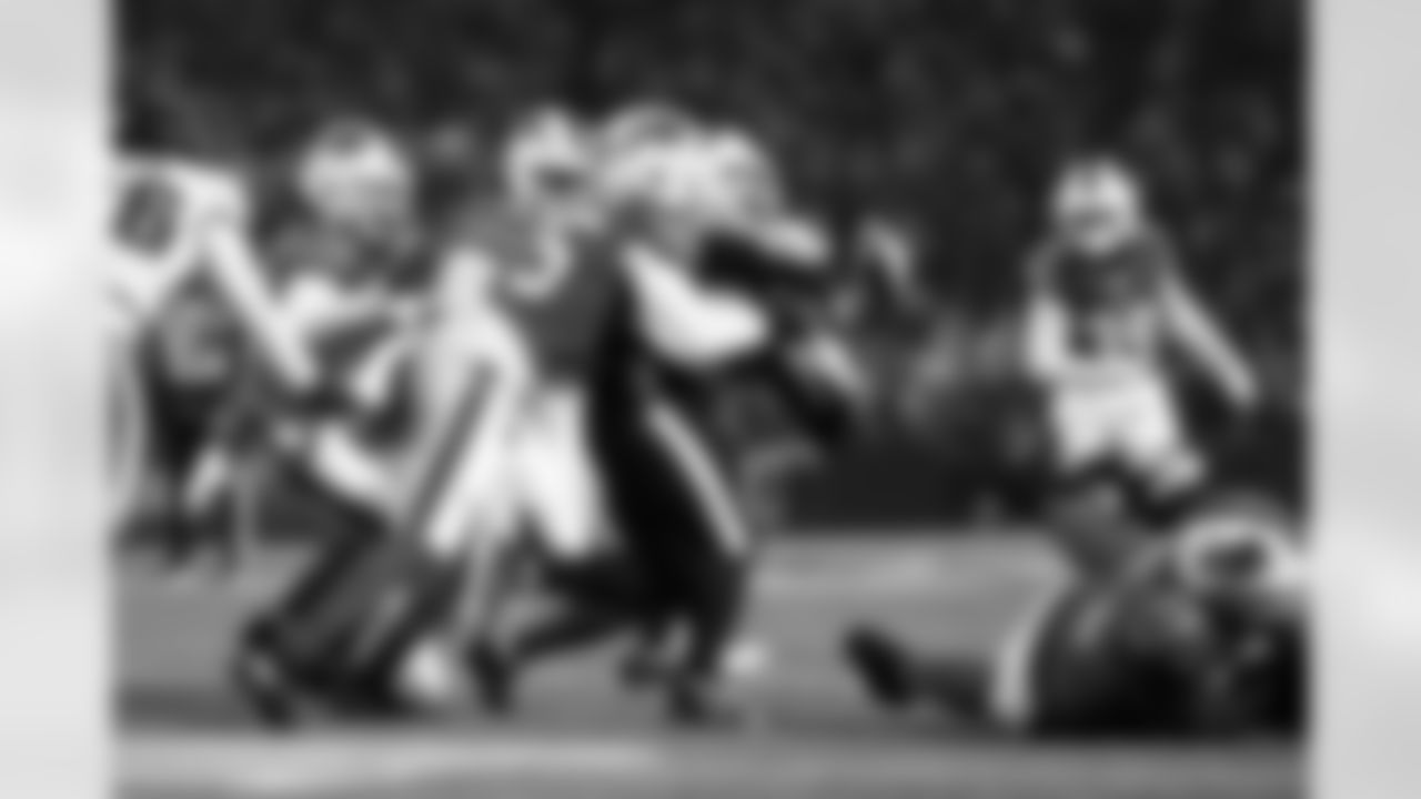 Buffalo Bills vs Philadelphia Eagles, Regular Season, December 28, 2025 at Highmark Stadium.