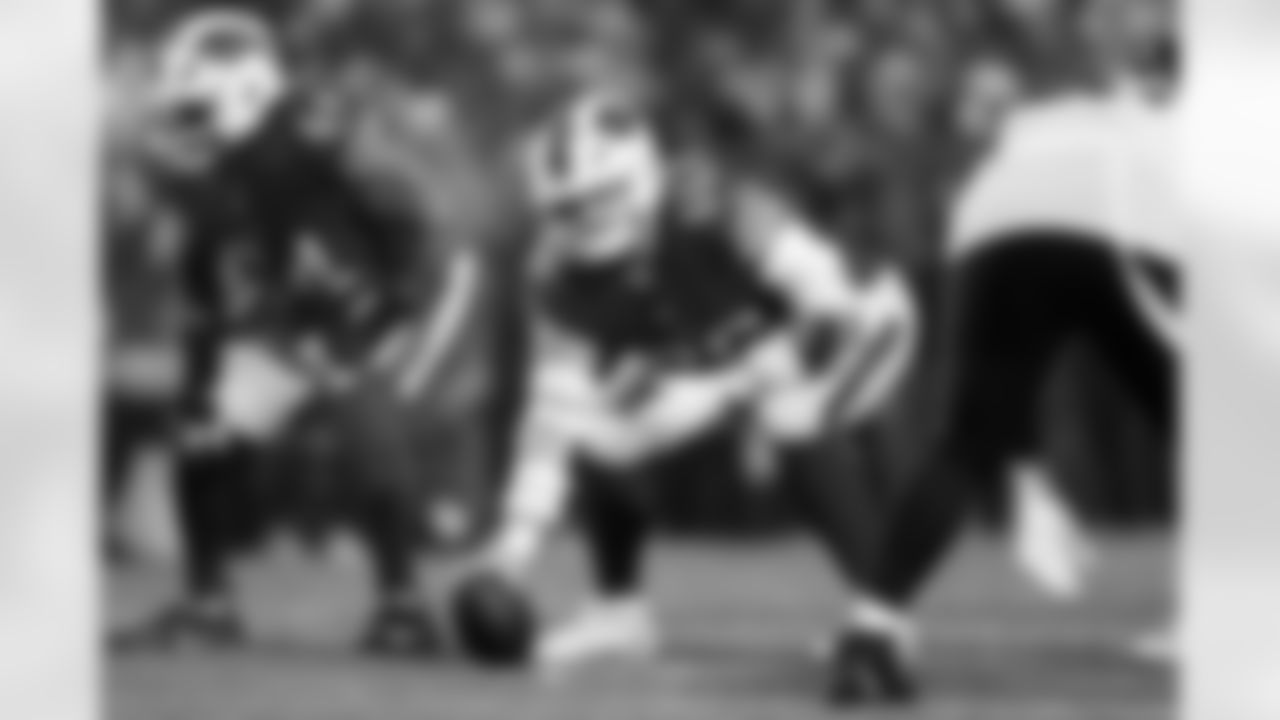 Buffalo Bills vs Philadelphia Eagles, Regular Season, December 28, 2025 at Highmark Stadium.