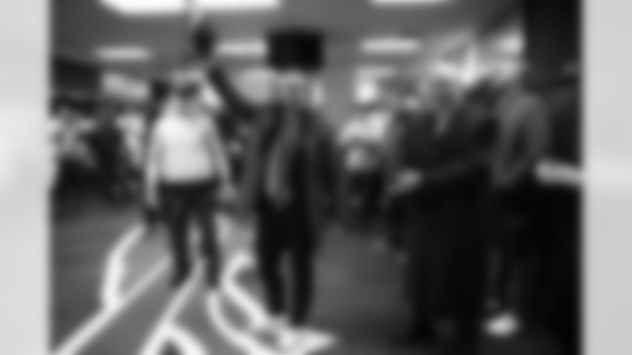 Buffalo Bills vs Tampa Bay Buccaneers, Regular Season, November 16, 2025 at Highmark Stadium.