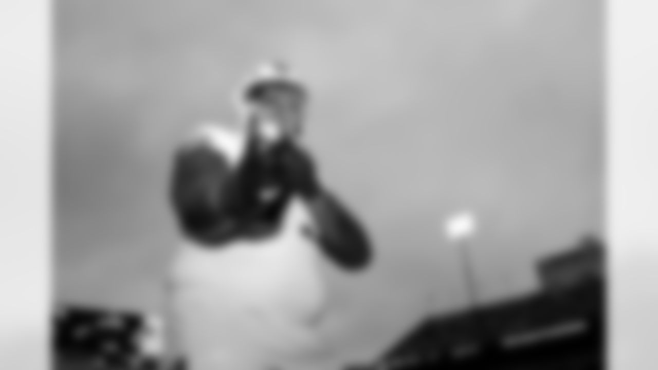 Dion Dawkins (73). Buffalo Bills vs Tampa Bay Buccaneers, Regular Season, November 16, 2025 at Highmark Stadium.