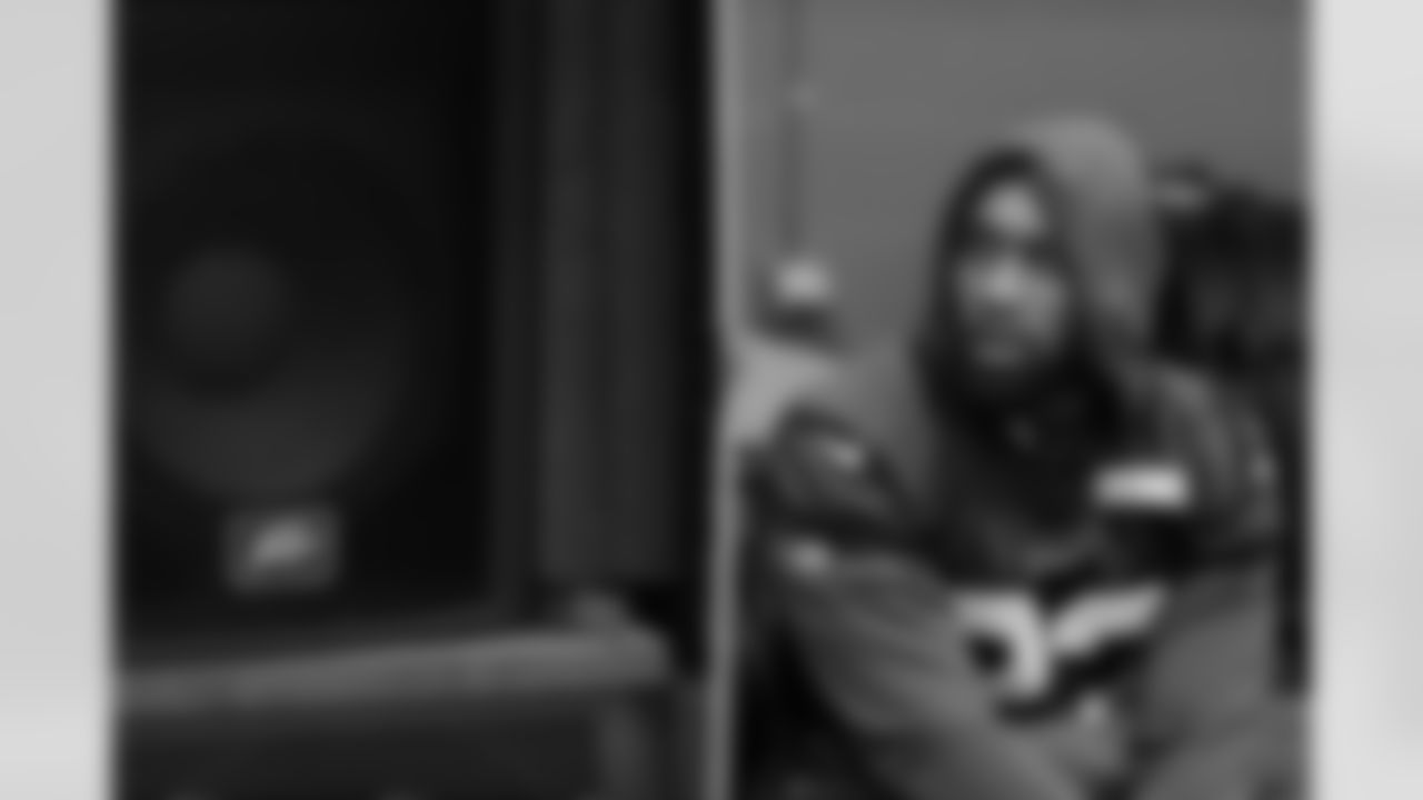 Ray Davis (22). Buffalo Bills Week 10 Practice, November 07, 2025 at the Buffalo Bills Training Center.