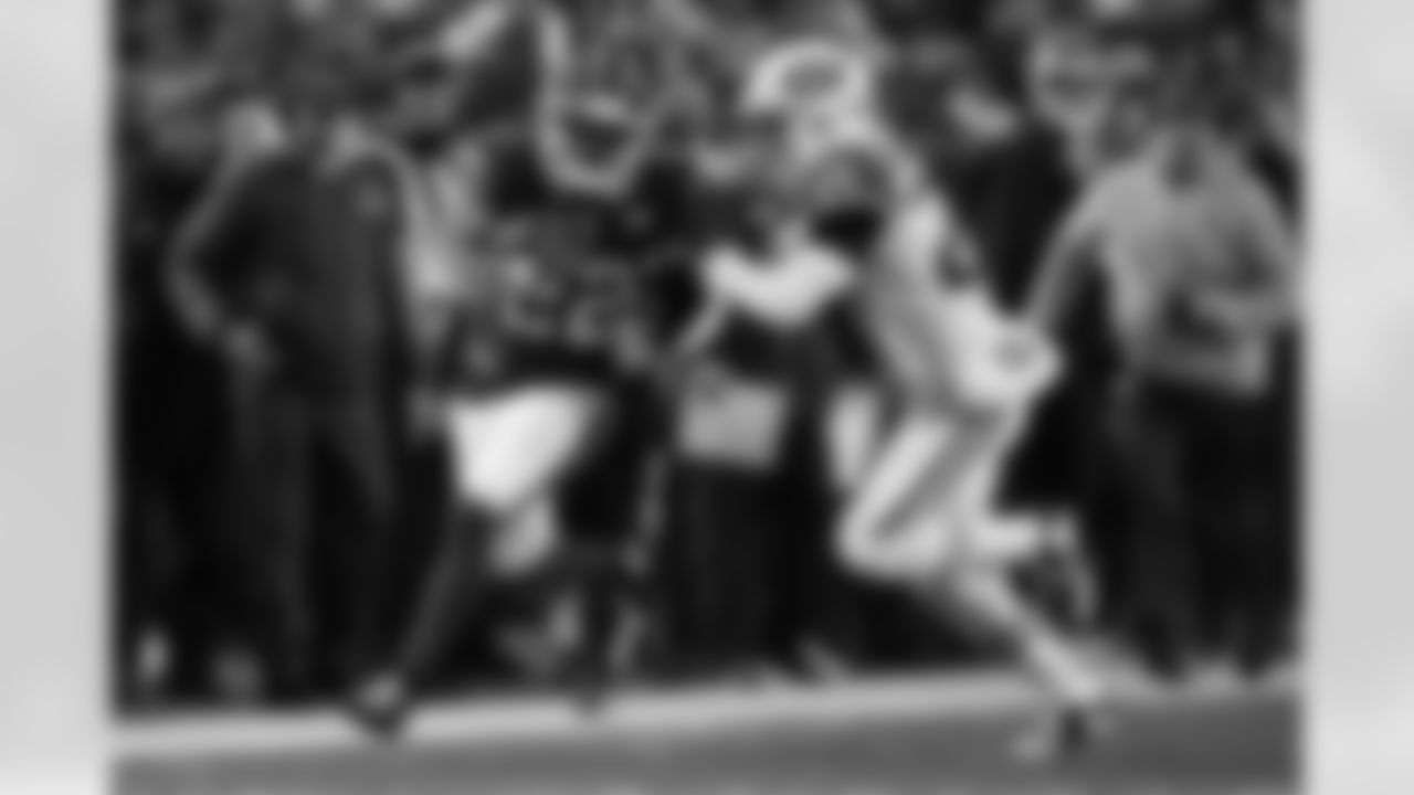 Buffalo Bills vs New York Jets, Regular Season, January 04, 2026 at Highmark Stadium.