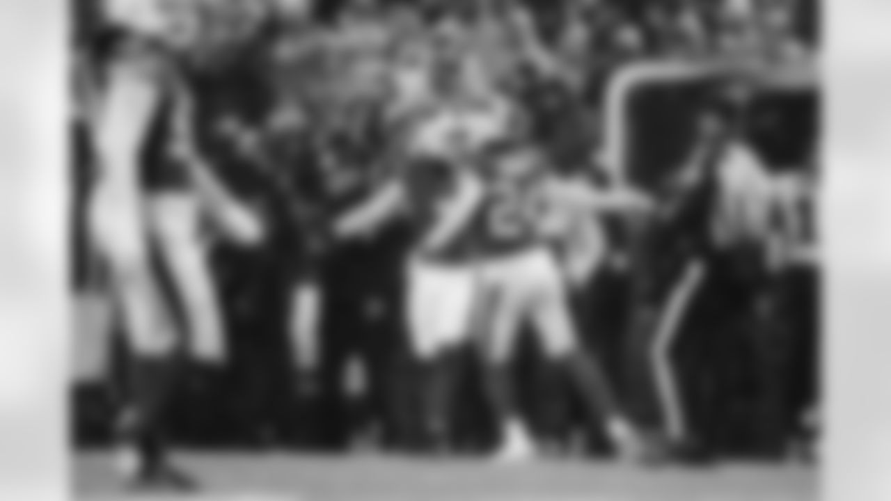 Buffalo Bills vs Philadelphia Eagles, Regular Season, December 28, 2025 at Highmark Stadium.