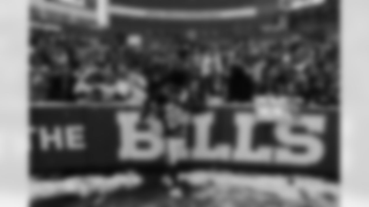 Buffalo Bills vs Cincinnati Bengals, Regular Season, December 07, 2025 at Highmark Stadium.