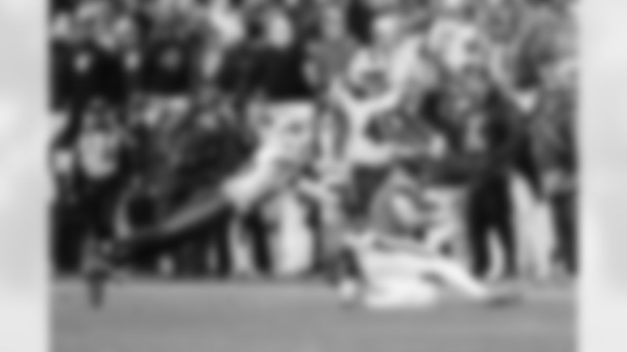 Buffalo Bills vs Denver Broncos, Divisional Game, January 17, 2026 at Empower Field at Mile High.