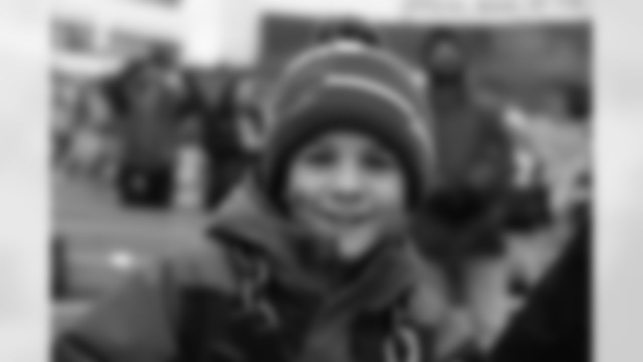 Buffalo Bills vs Tampa Bay Buccaneers, Regular Season, November 16, 2025 at Highmark Stadium.