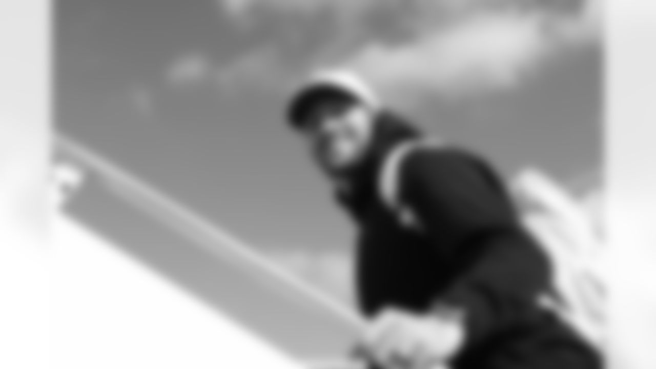 Josh Allen (17). Buffalo Bills Travel to Houston, November 19, 2025 at Buffalo Niagara International Airport.