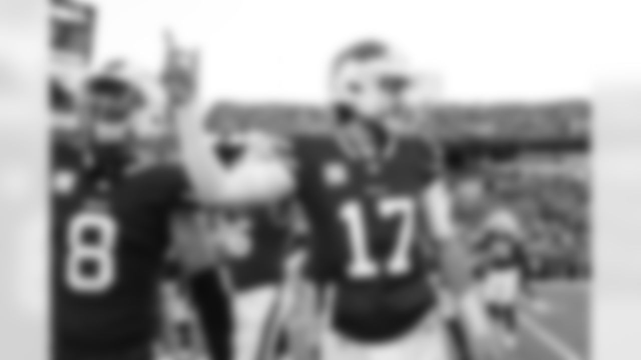 Buffalo Bills vs Kansas City Chiefs, Regular Season, November 02, 2025 at Highmark Stadium.