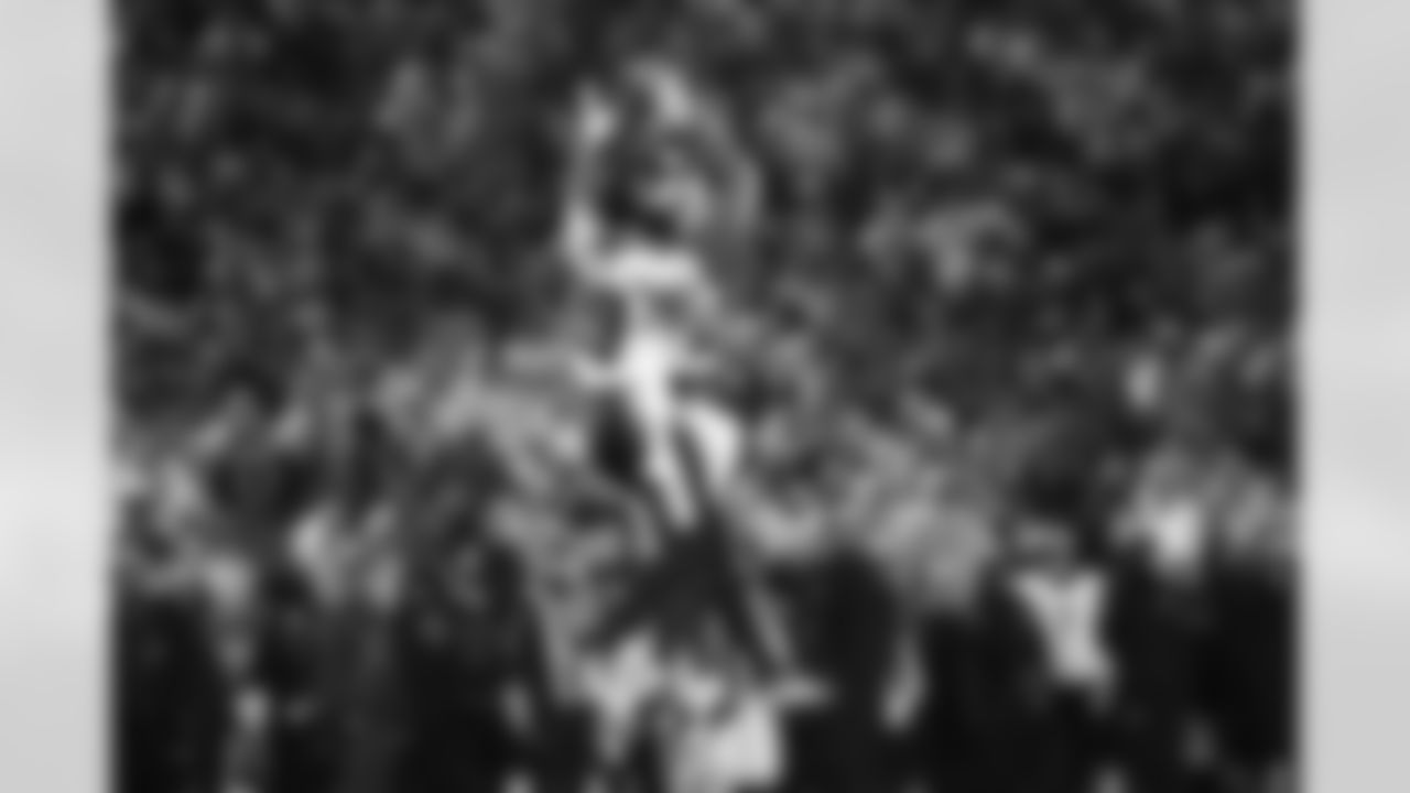 Buffalo Bills vs Philadelphia Eagles, Regular Season, December 28, 2025 at Highmark Stadium.