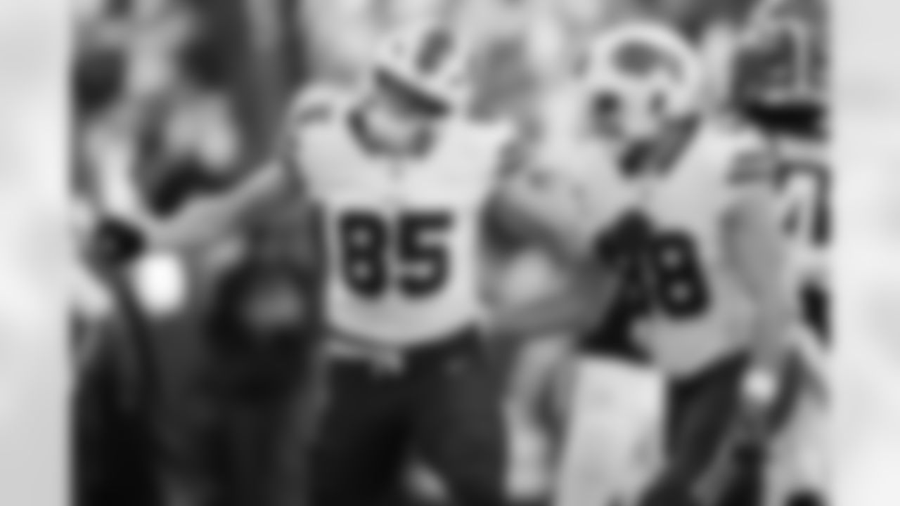 Cleveland Browns vs Buffalo Bills, Regular Season, December 21, 2025 at Huntington Bank Field.