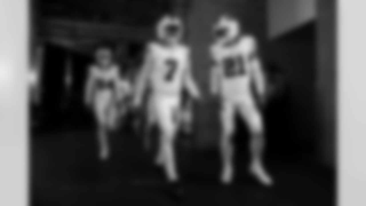 Houston Texans vs Buffalo Bills, Regular Season, November 20, 2025 at NRG Stadium.