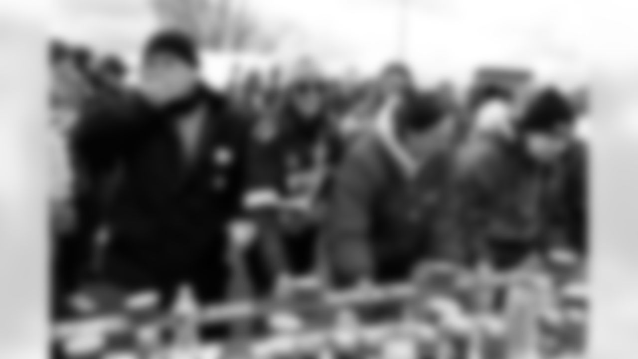 Buffalo Bills vs Tampa Bay Buccaneers, Regular Season, November 16, 2025 at Highmark Stadium.