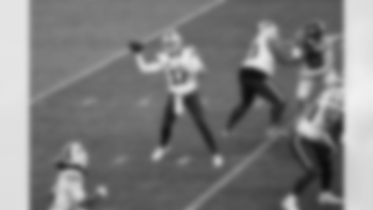 Buffalo Bills vs Denver Broncos, Divisional Game, January 17, 2026 at Empower Field at Mile High.