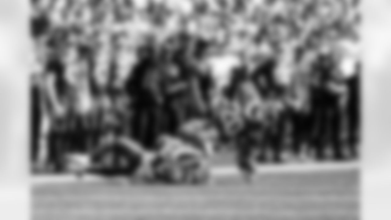 New York Jets vs Buffalo Bills, Regular Season, September 14, 2025 at Metlife Stadium.