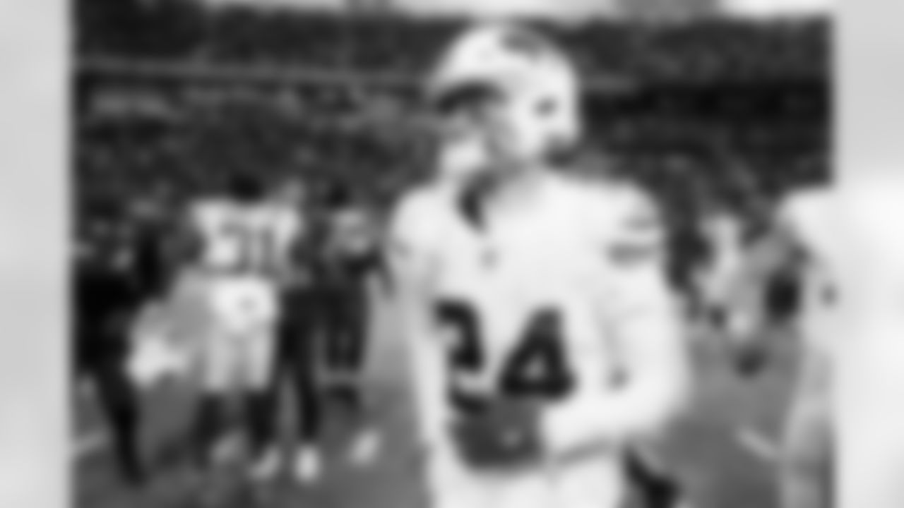 Buffalo Bills vs Tampa Bay Buccaneers, Regular Season, November 16, 2025 at Highmark Stadium.