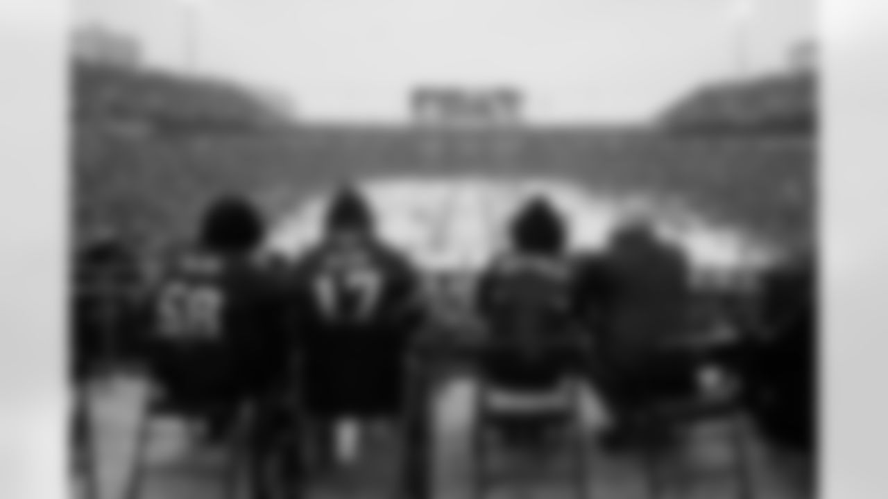 Buffalo Bills vs Cincinnati Bengals, Regular Season, December 07, 2025 at Highmark Stadium.