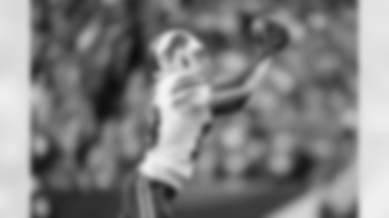 Buffalo Bills vs Denver Broncos, Divisional Game, January 17, 2026 at Empower Field at Mile High.