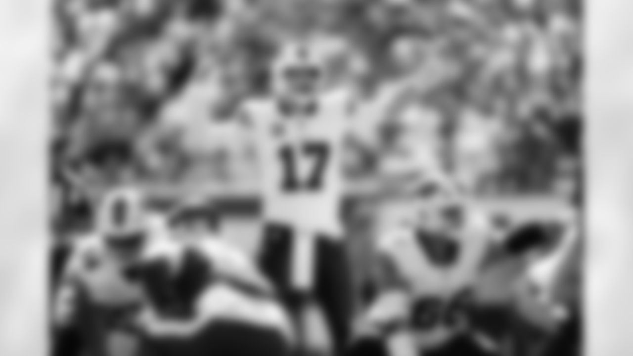 New York Jets vs Buffalo Bills, Regular Season, September 14, 2025 at Metlife Stadium.