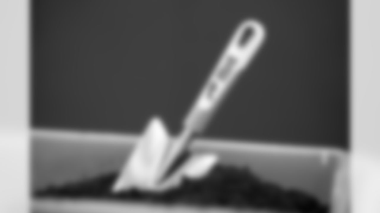 Huddle for Hunger Community Visit, October 16, 2025 at Arthur O. Eve, Buffalo Public School #61.