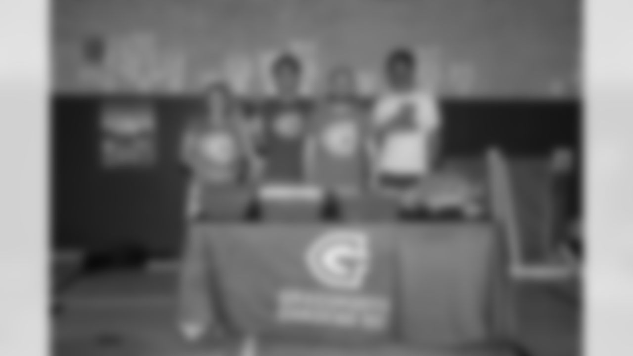 Huddle for Hunger Community Visit, October 16, 2025 at Arthur O. Eve, Buffalo Public School #61.