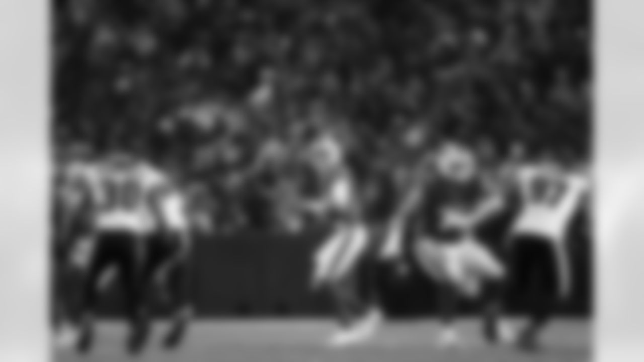 Buffalo Bills vs Philadelphia Eagles, Regular Season, December 28, 2025 at Highmark Stadium.