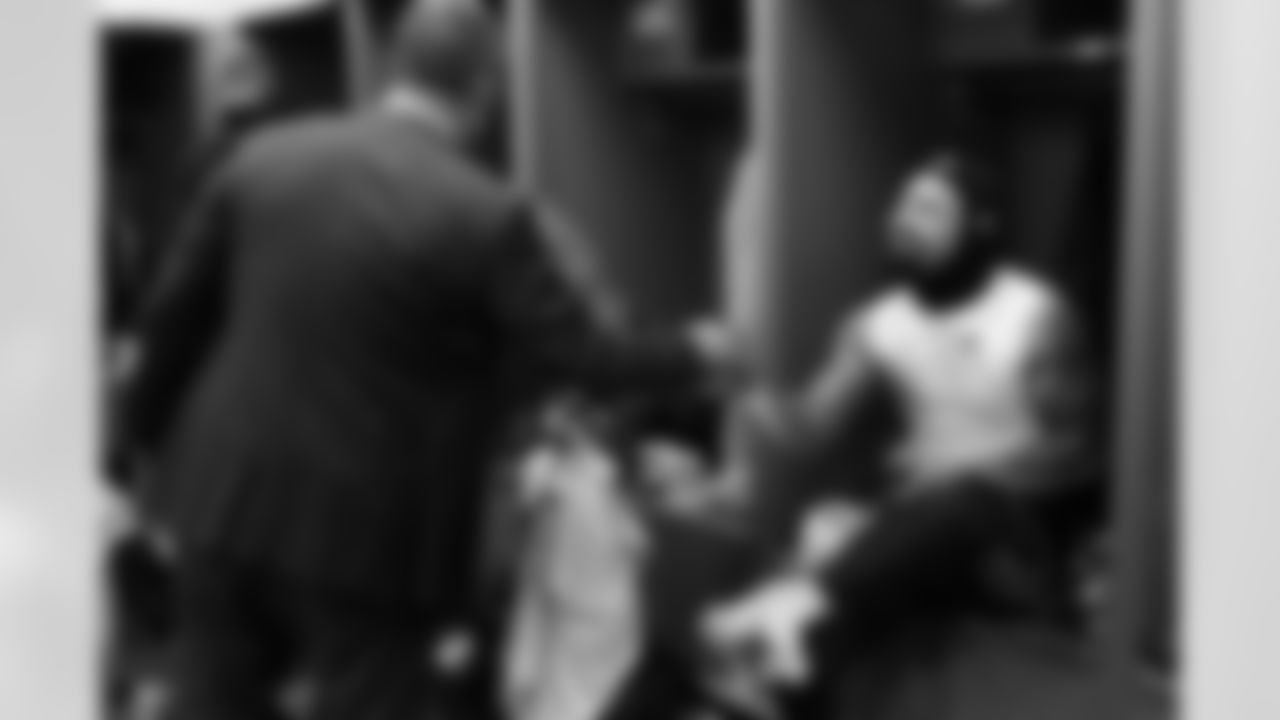 Cleveland Browns vs Buffalo Bills, Regular Season, December 21, 2025 at Huntington Bank Field.