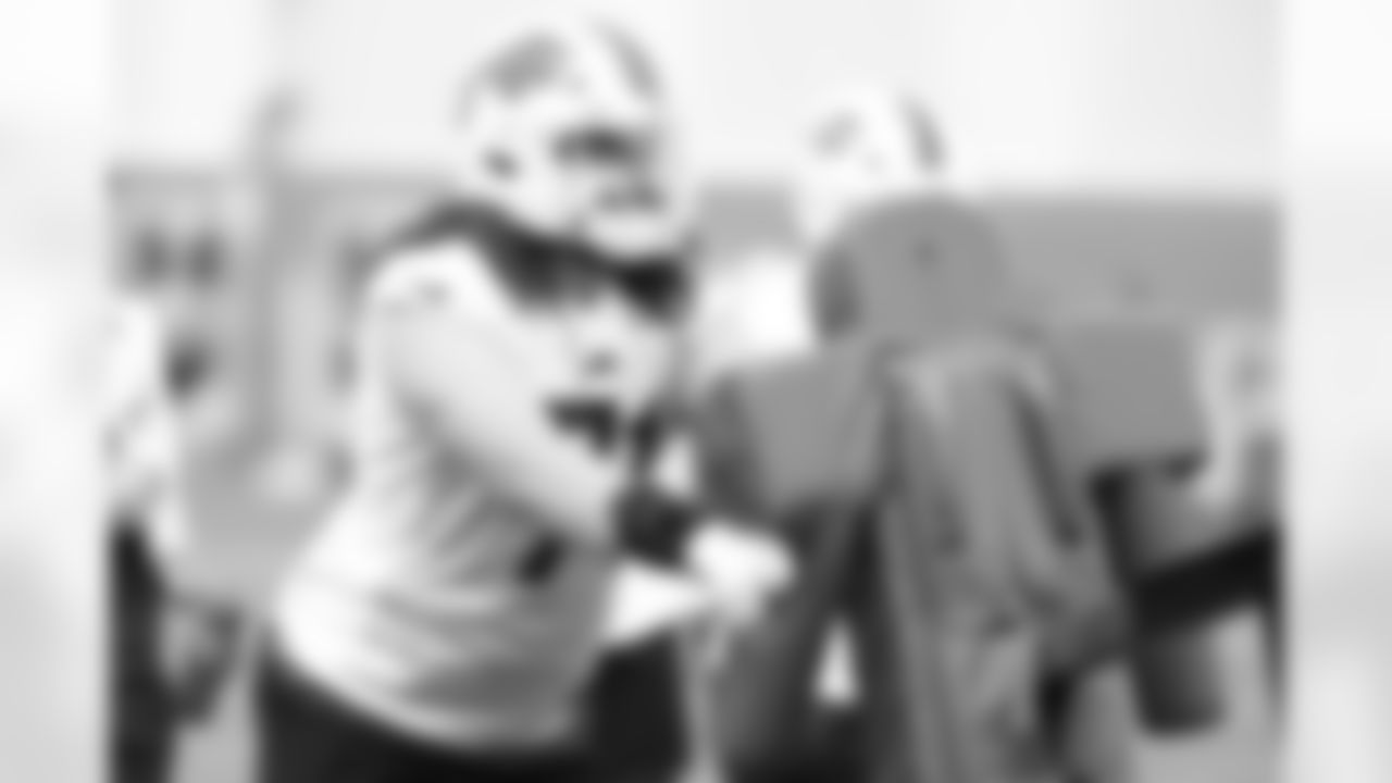 Quinton Jefferson (71). Buffalo Bills OTA workouts, May 27, 2025 at the Buffalo Bills Training Center.