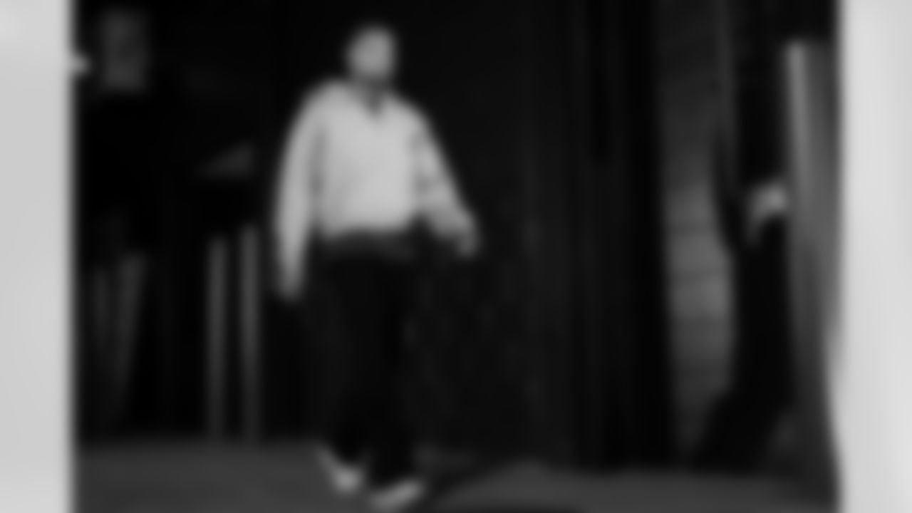 New England Patriots vs Buffalo Bills, Regular Season, December 14, 2025 at Gillette Stadium.