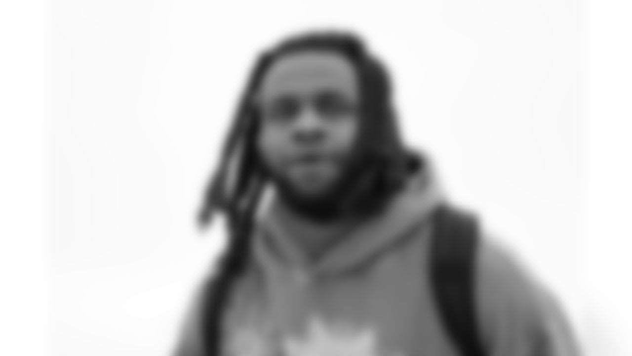 T.J. Sanders (98). Buffalo Bills travel to Cleveland, December 20, 2025 at Buffalo Niagara International Airport.