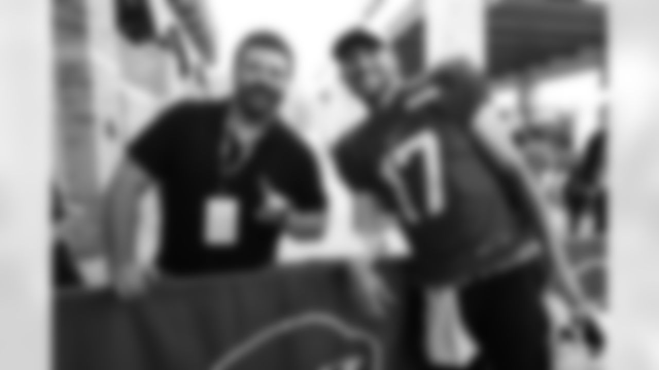 Black River recording artist Chris Young and Josh Allen (17). Buffalo Bills Training Camp, August 04, 2025 at St. John Fisher University.