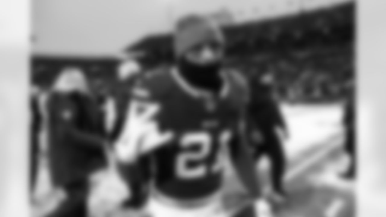 Buffalo Bills vs Cincinnati Bengals, Regular Season, December 07, 2025 at Highmark Stadium.