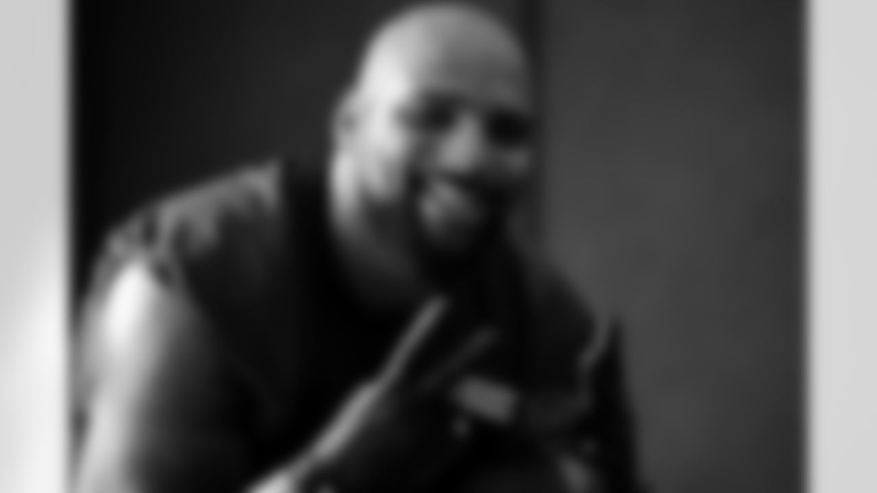 DaQuan Jones (92). Buffalo Bills Week 15 Practice, December 12, 2025 at Buffalo Bills Training Center.