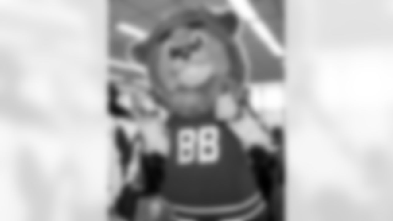 Buffalo Niagara International Airport Fan Send-Off to Jacksonville, January 09, 2026 at Buffalo Niagara International Airport.