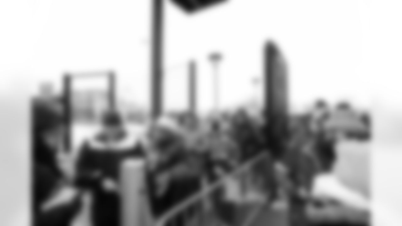 Buffalo Bills vs New York Jets, Regular Season, January 04, 2026 at Highmark Stadium.