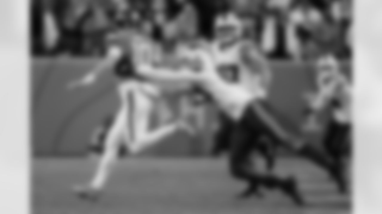 Buffalo Bills vs Denver Broncos, Divisional Game, January 17, 2026 at Empower Field at Mile High.