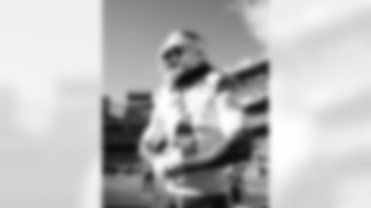 Cleveland Browns vs Buffalo Bills, Regular Season, December 21, 2025 at Huntington Bank Field.