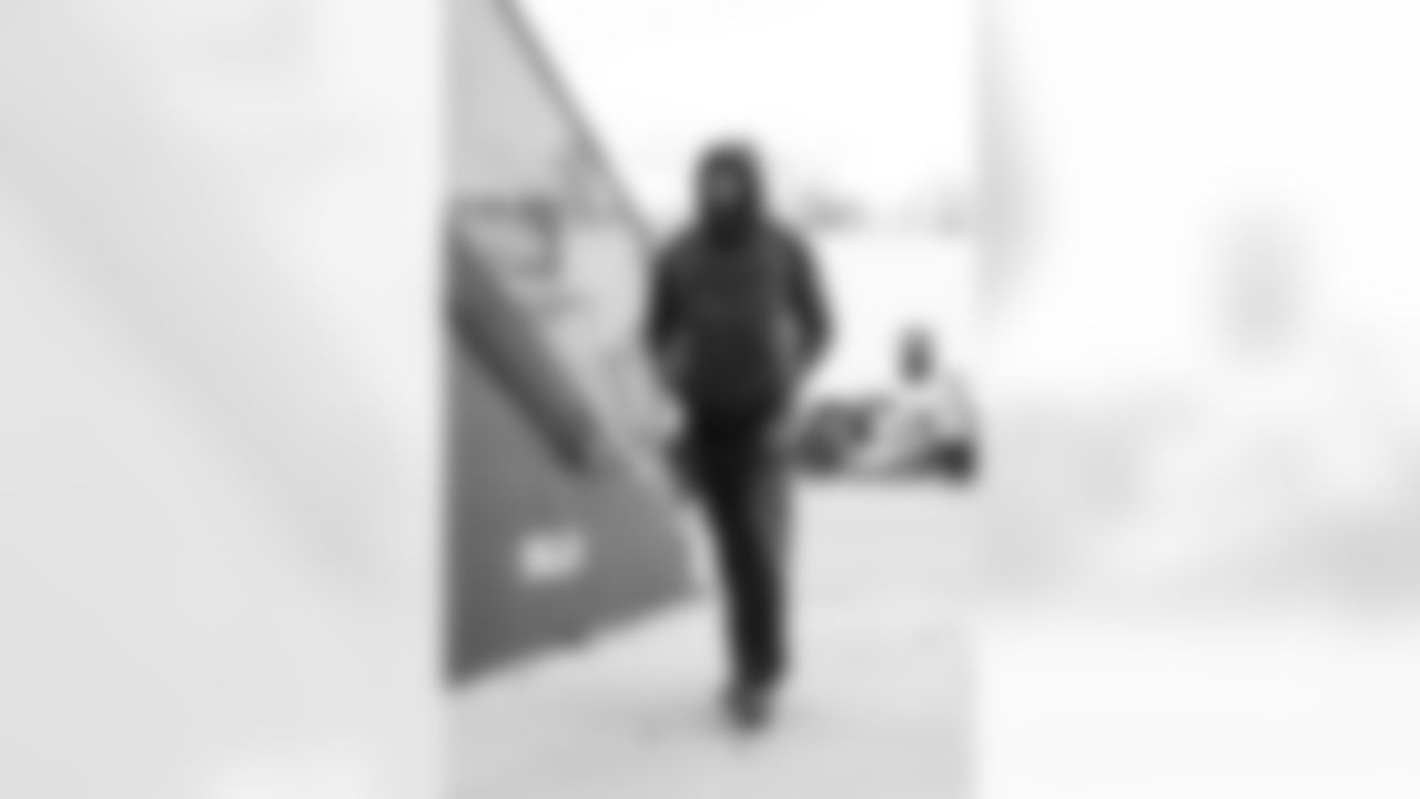 Buffalo Bills vs Tampa Bay Buccaneers, Regular Season, November 16, 2025 at Highmark Stadium.