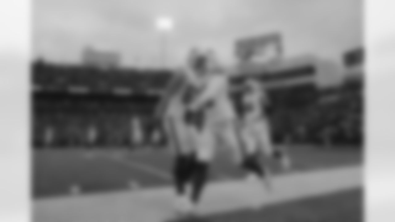 Buffalo Bills vs Tampa Bay Buccaneers, Regular Season, November 18, 2025 at Highmark Stadium.