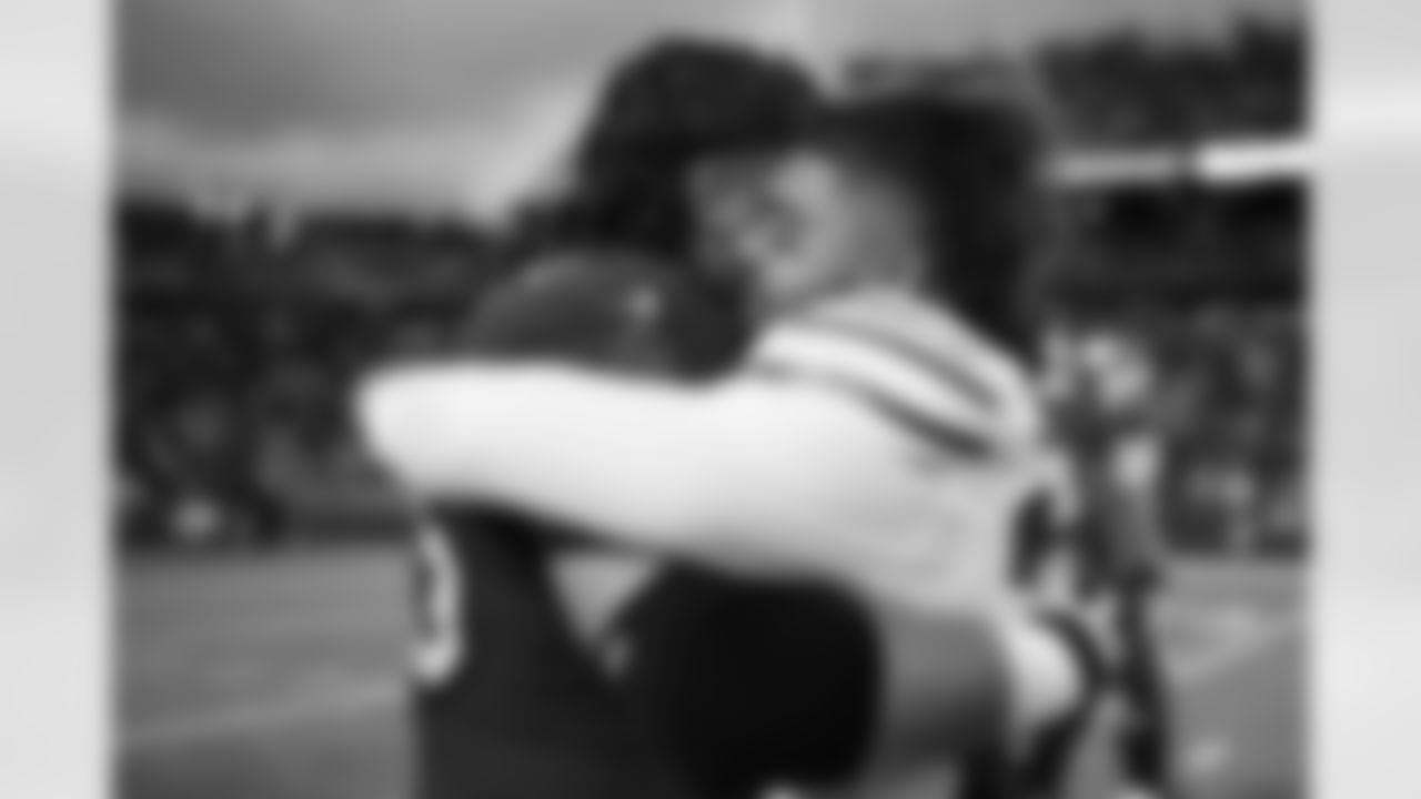 Buffalo Bills vs Tampa Bay Buccaneers, Regular Season, November 16, 2025 at Highmark Stadium.