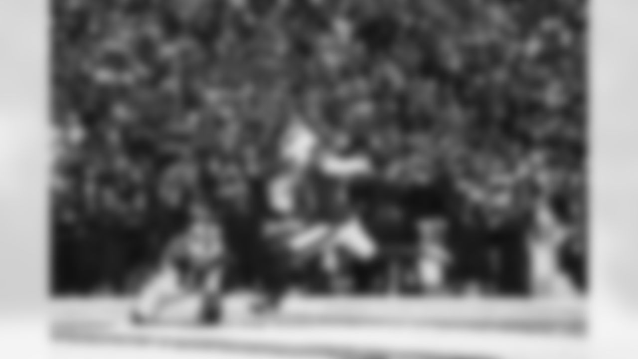 Buffalo Bills vs Cincinnati Bengals, Regular Season, December 07, 2025 at Highmark Stadium.